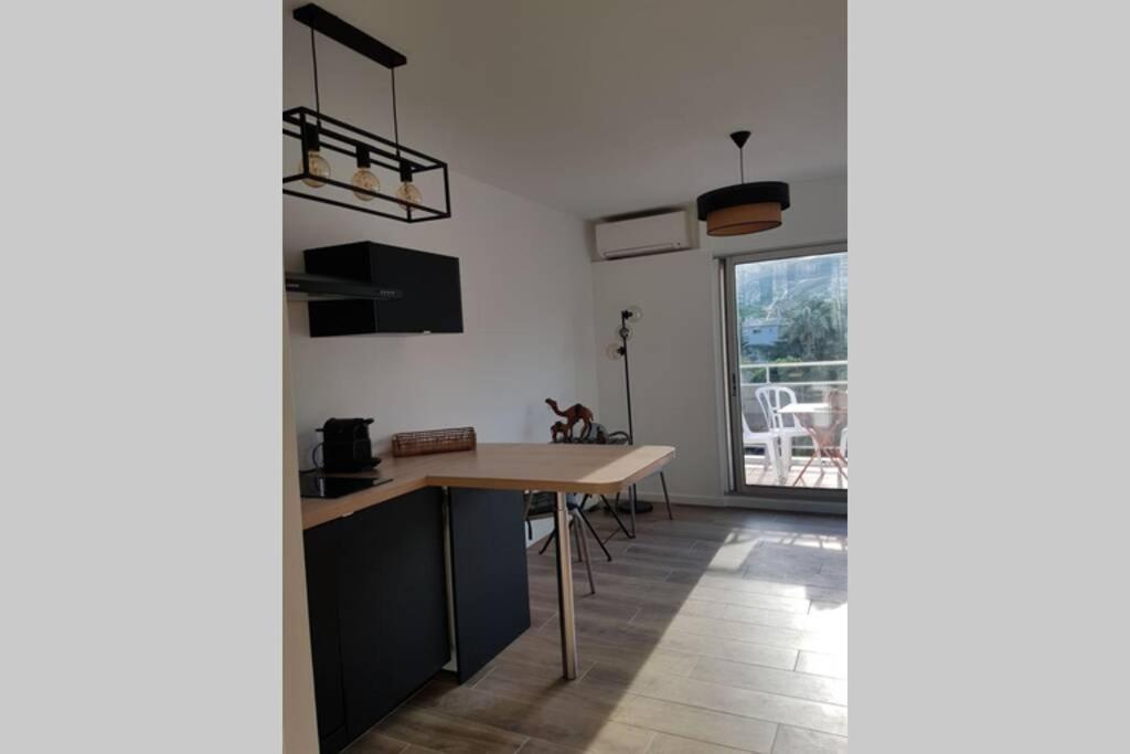 Appartement Deux Pieces , Climatise, Terrase, Cavalaire Eksteriør bilde